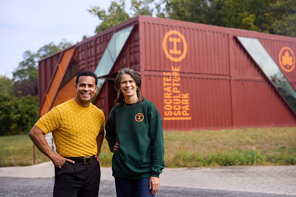 2024_09_27_Argenis_Apolinario_Socrates_Portraits_Shaun_Katie_4321A
