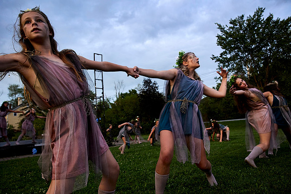 Mesuline for the Warwick Performing Arts Center