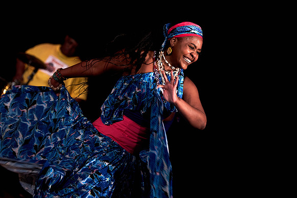 Luz F. Soliz and Wabafu Dance Company at Casita Maria 2020
