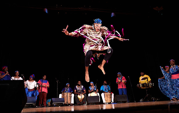 Luz F. Soliz and Wabafu Dance Company at Casita Maria 2020