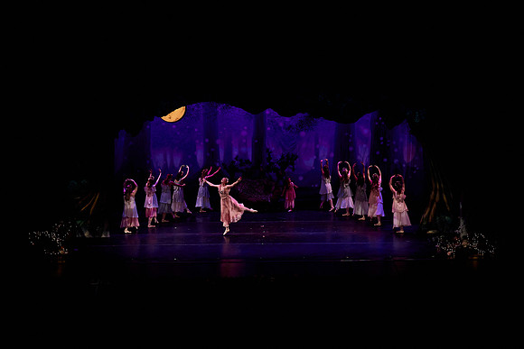 20220514_Argenis_Apolinario_MidSummer_1st_08306