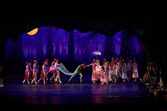 20220514_Argenis_Apolinario_MidSummer_1st_05104