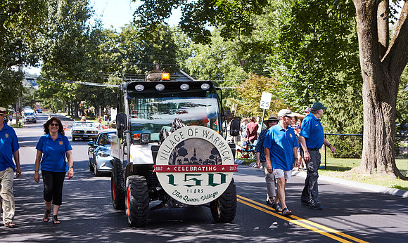 PARADE_4239