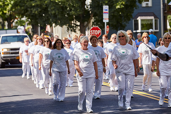 PARADE_4277