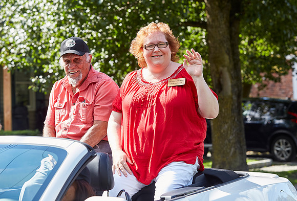 PARADE_4188