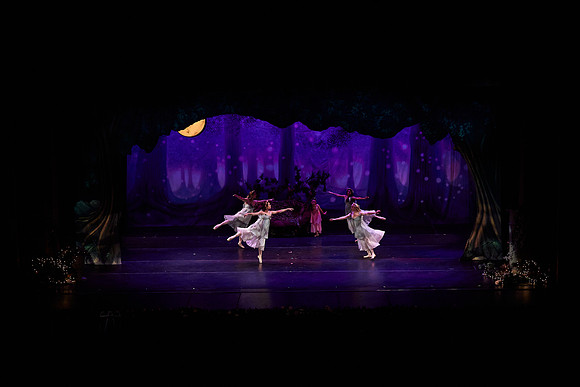 20220514_Argenis_Apolinario_MidSummer_1st_07305