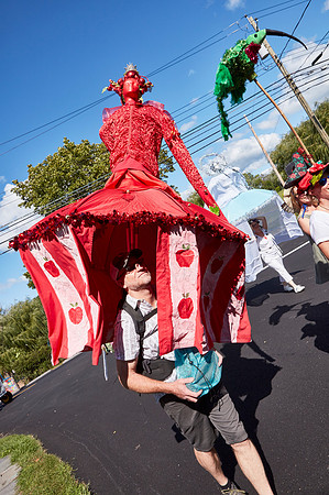 PARADE_4461